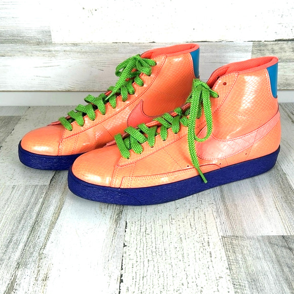 Nike Mens 9.5 Blazer Mid Supreme Cassette Playa High Top Sneakers main image 6